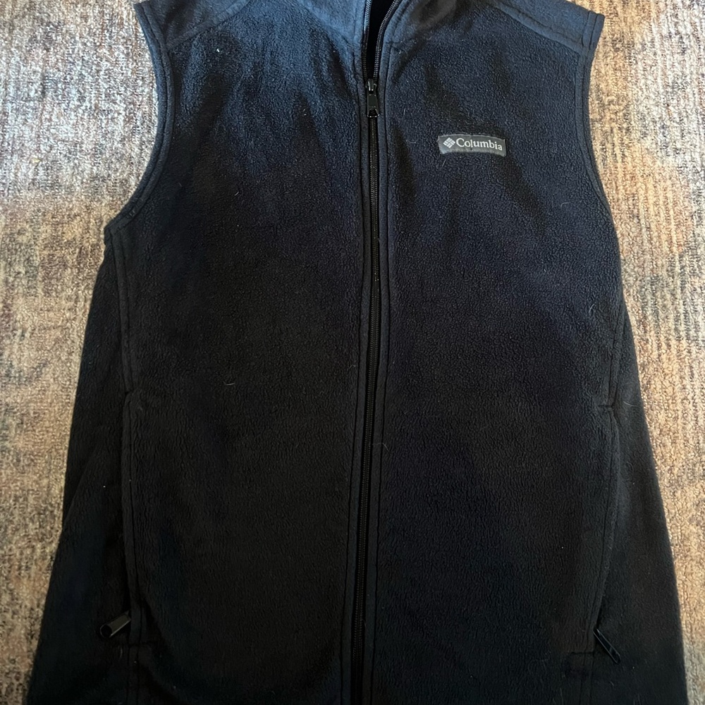 Columbia Midnight Black Sleeveless Fleece